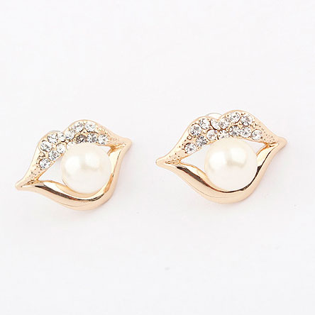 Parting Lips With Pearl Rhinestones Stud Earring [grxjy5300174]