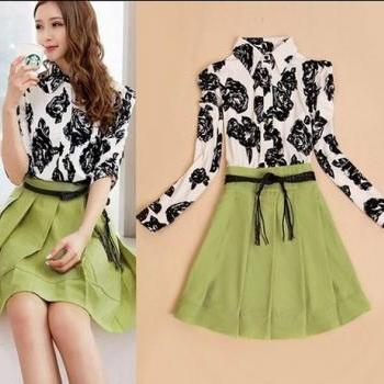 Download Mock Two Pieces Half Sleeve Floral Print Dress Pleated ...